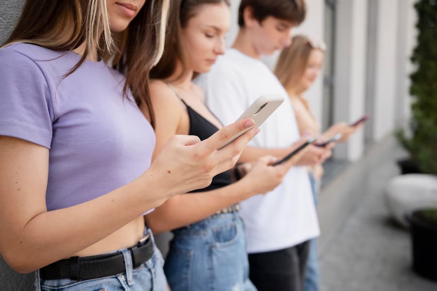 Customer Experience Revolution: From Traditional to Digital-First